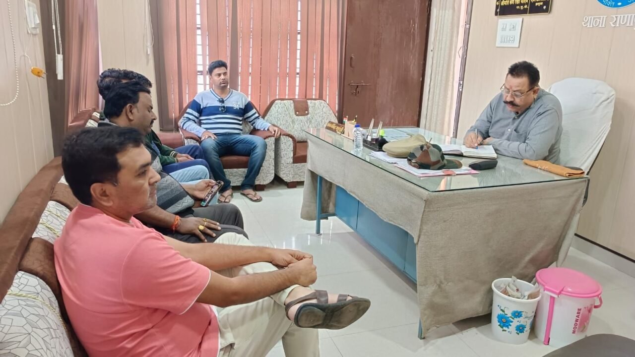 बस संचालकों की बैठकों के नाम पर खानापूर्ति, कार्रवाई कब? 2 img 20231231 wa00093776303633677427626