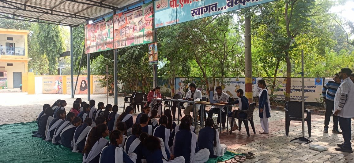 प्रोजेक्ट एनीमिया के तहत स्कूलों में स्वास्थ्य परीक्षण । 1 प्रोजेक्ट एनीमिया के तहत स्कूलों में स्वास्थ्य परीक्षण ।
