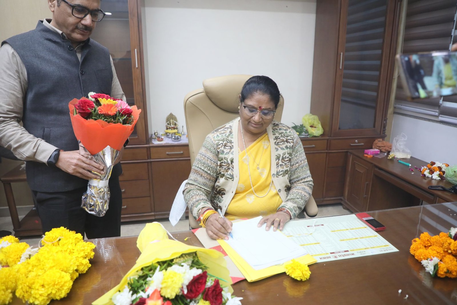 l bhopal0401240714578026308419362206713