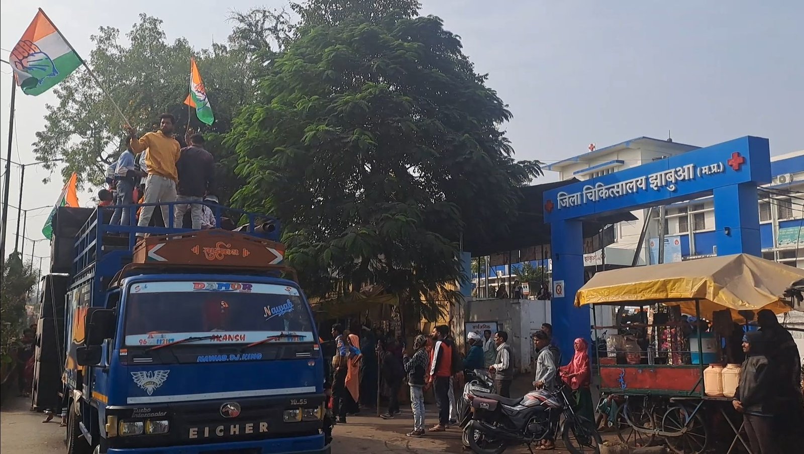 सरपंच उपचुनाव जीती कांग्रेस ने, डीजे के साथ निकाला जुलूस! साइलेंट ज़ोन में भी बजता रहा! 5 screenshot 20240109 155659 gallery1960237792461935442