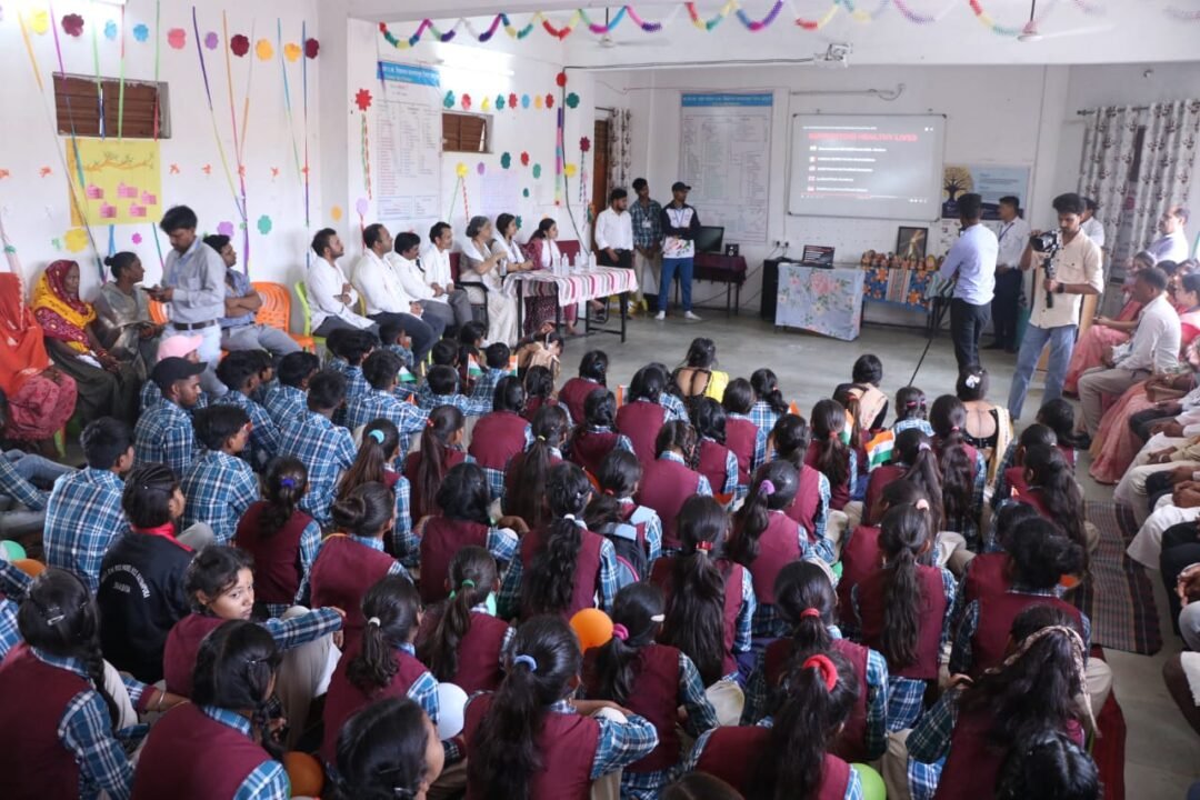 झाबुआ कल्याणपुरा का सीएम राईज स्कूल, सर्वश्रेष्ठ स्कूल की दौड़ में टॉप 10 में । 2 WhatsApp Image 2024 06 14 at 15.26.57 b0759cc6