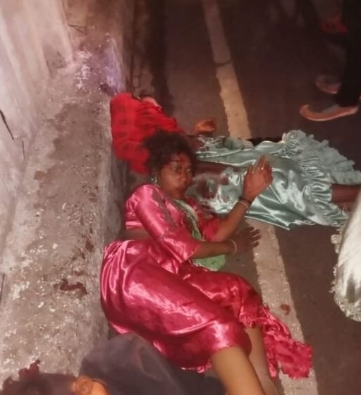 माही नदी पुल पर हादसा, एक मजदूर की मौत, 2 पिकअप में टक्कर! 1 माही नदी पुल पर हादसा, एक मजदूर की मौत,