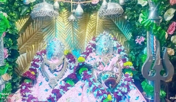 झाबुआ: अंबे माता मंदिर में होगा 36वां नवरात्रि महोत्सव, गरबा और महाआरती के साथ होगा आयोजन 1 झाबुआ: अंबे माता मंदिर में होगा 36वां नवरात्रि महोत्सव, गरबा और महाआरती के साथ होगा आयोजन