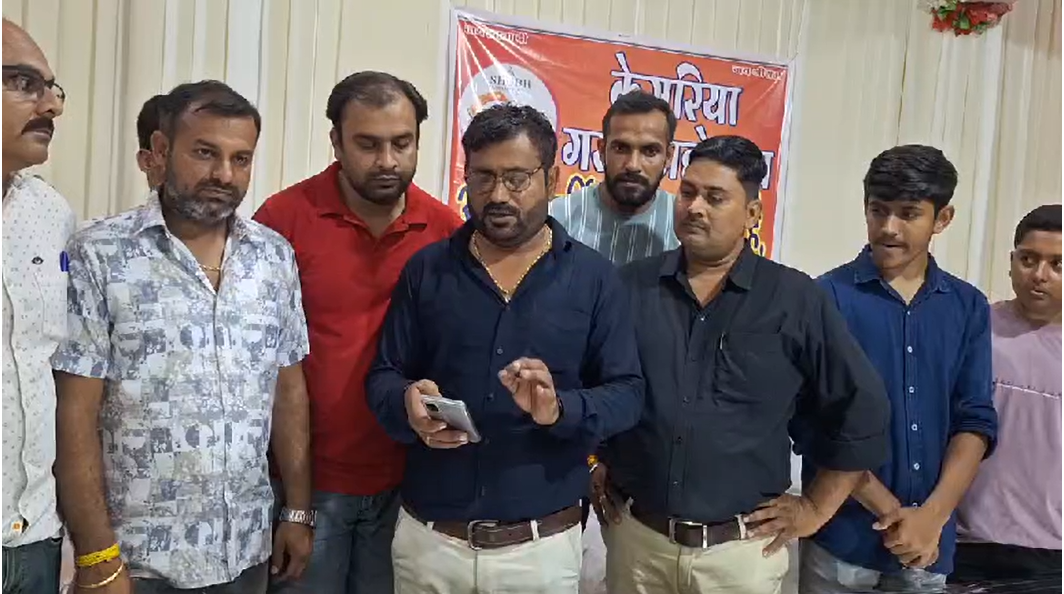 Khandwa: गरबा रास में बैकलेस पर रोक, भारतीय परिधान और सख्त नियमों के साथ ही मिलेगी एंट्री 8 खंडवा गरबा रास ।