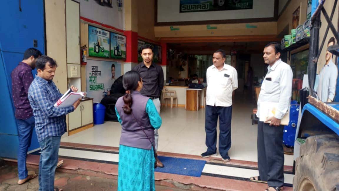 Ladge Seal | फायर सेफ्टी नियमों के चलते 2 लॉज सील । 4 पेटलावद लॉज सी 1