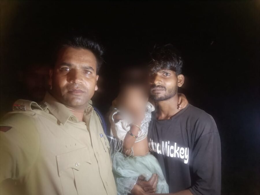 गरबा पांडाल से गुम हुई तीन साल की बालिका, कालीदेवी पुलिस ने चार घंटे में खोजकर परिजनों के सुपुर्द किया 1 गरबा पांडाल से गुम हुई तीन साल की बालिका