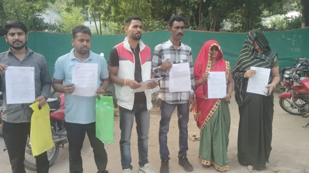 छतरपुर: मारपीट के आरोपियों ने मांगी इच्छा मृत्यु 1 छतरपुर: मारपीट के आरोपियों ने मांगी इच्छा मृत्यु