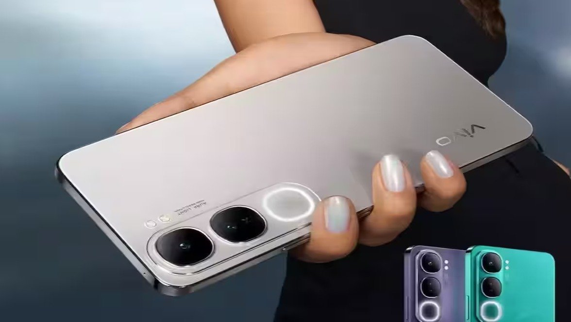 Vivo Y300 लॉन्च: शानदार कैमरा और दमदार प्रोसेसर के साथ 1 Vivo Y300 लॉन्च