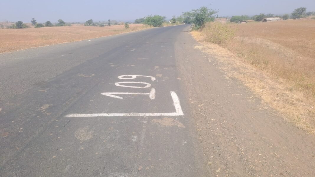 झाबुआ से पेटलावद तक 450 करोड़ में एनएचएआई बनाएगी नया रोड, सिंहस्थ के पहले पूरा होगा निर्माण 4 झाबुआ से पेटलावद तक 450 करोड़ में बनेगा नया रोड़ ।