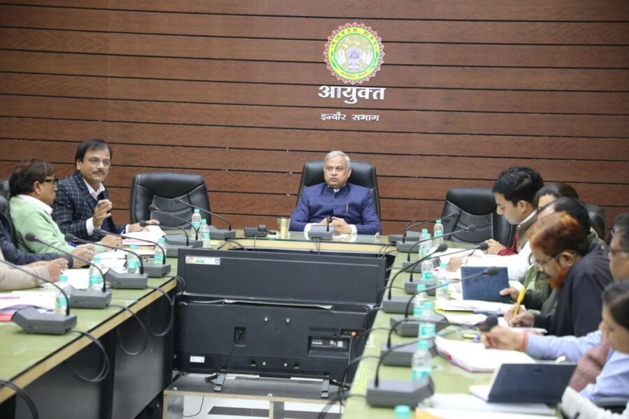 764 समितियों में ऑटोमैटिक मिल्क कलेक्शन यूनिट होगी स्थापित, कमिश्नर ने ली दुग्ध संघ की समीक्षा बैठक । 9 764 समितियों में ऑटोमैटिक मिल्क कलेक्शन यूनिट होगी स्थापित,