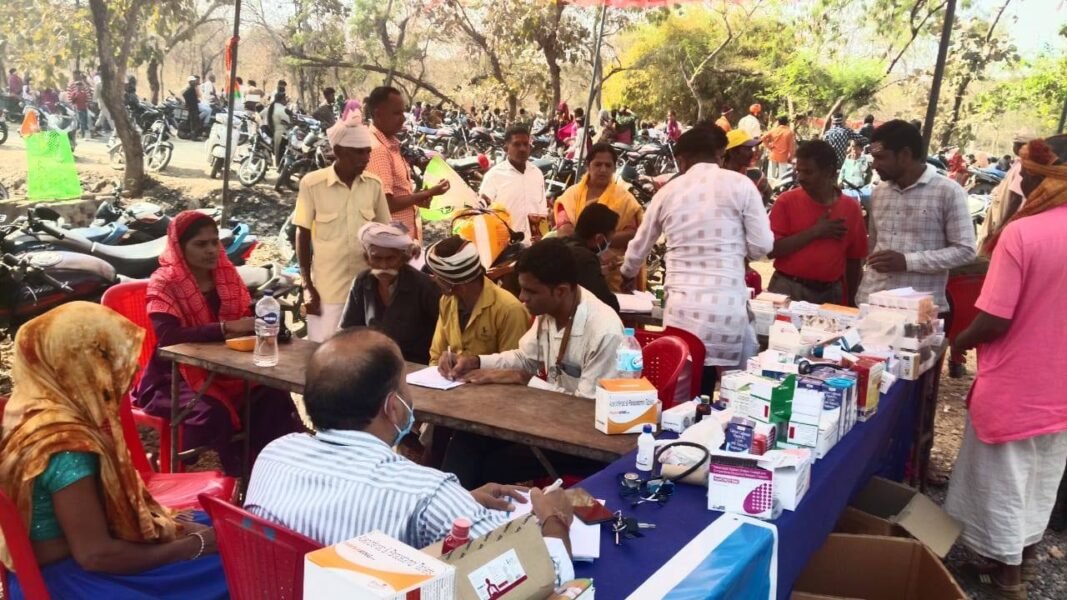 सेवा भारती का आरोग्य कैंप, 200 मरीजों की जांच 8 सेवा भारती का आरोग्य कैंप, 200 मरीजों की जांच