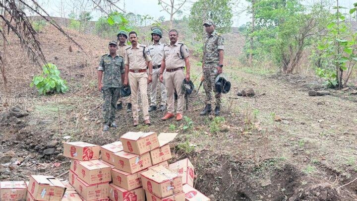 DHAR : पुलिस की बड़ी कार्रवाई: जंगल से अवैध बीयर की 102 पेटियां जब्त, आरोपी फरार 1 img 20250521 wa00051195338879743358797