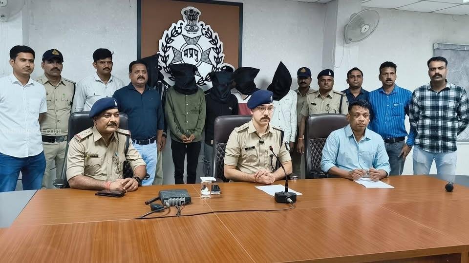 आलोट में बड़ी मादक पदार्थ कार्रवाई: 100 ग्राम एमडीएमए के साथ 5 आरोपी गिरफ्तार, 14.83 लाख का माल जब्त