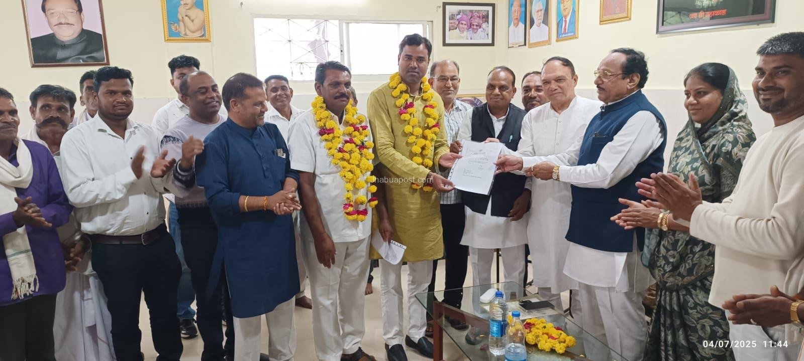 कांग्रेस में नई जिम्मेदारी, डामोर प्रभारी! 7 img 20250704 wa0012745017411506112958