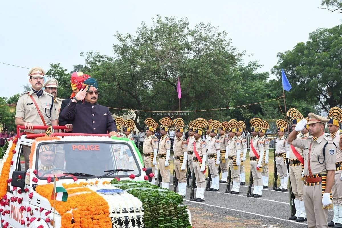 रतलाम में स्वतंत्रता दिवस, मंत्री डॉ. कुंवर विजय शाह ने किया ध्वजारोहण 10 fb img 17552760496463677976316367806055
