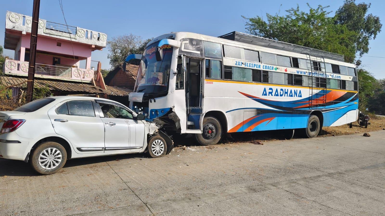 झाबुआ में सड़क हादसे की शिकायत: अवैध बस की टक्कर से घायल परिवार को नहीं मिला मुआवजा 5 img 20250805 wa00106396339625073191035