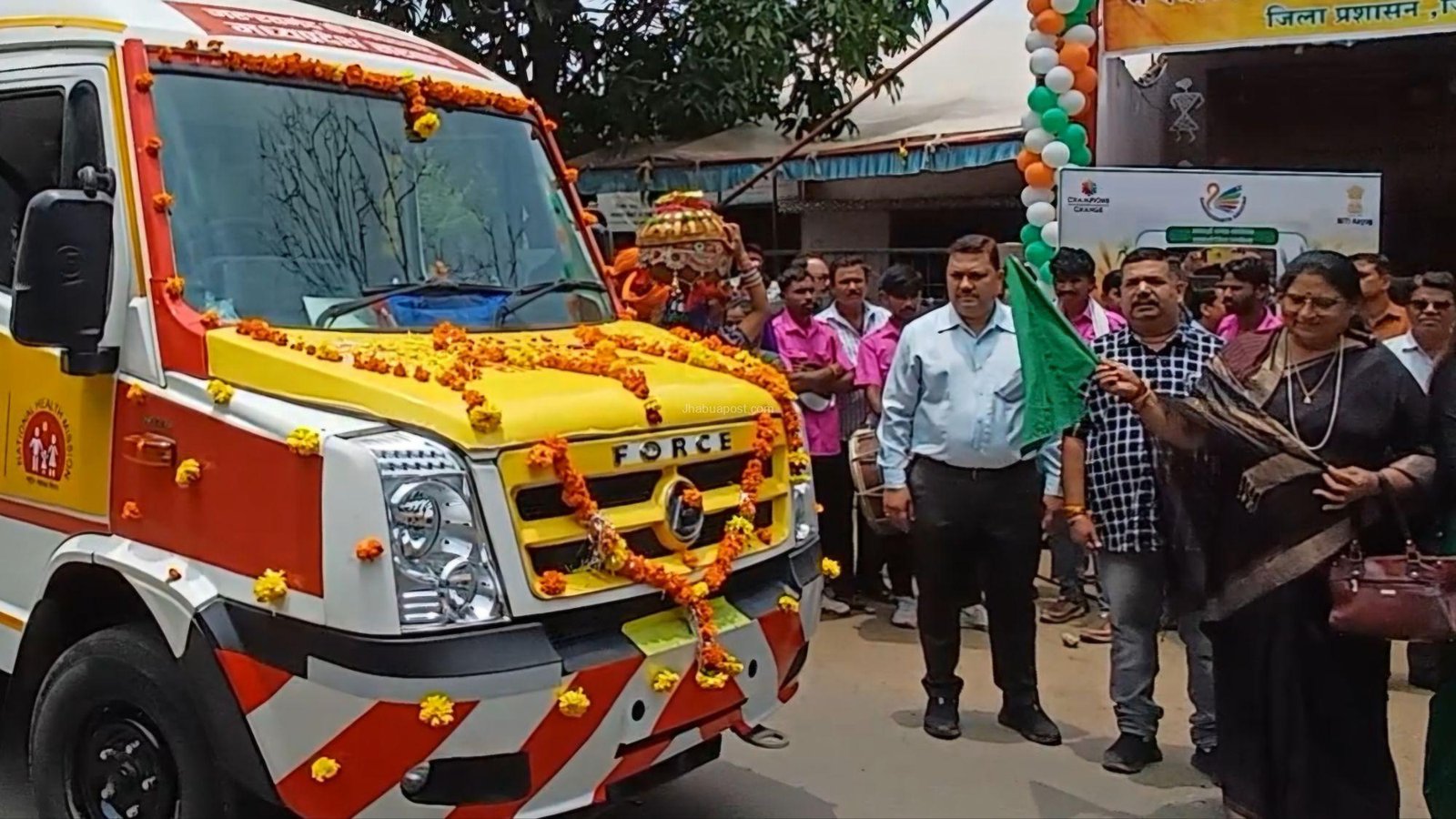 झाबुआ में निःशुल्क शव वाहन सेवा शुरू: कैबिनेट मंत्री निर्मला भूरिया ने दिखाई हरी झंडी 1 screenshot 20250802 141223 gallery8780447283680661240
