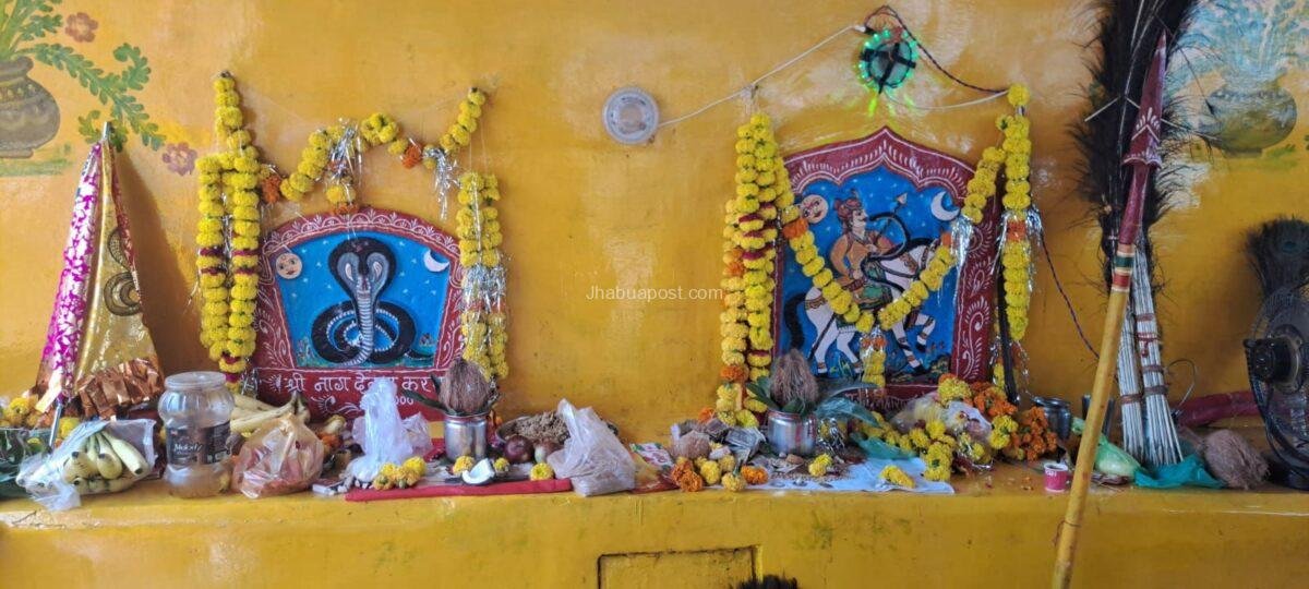 Jhabua news: करवड़ में धूमधाम से निकली सत्यवीर तेजाजी महाराज की निशान यात्रा 2 img 20250903 wa00098583450916854077840