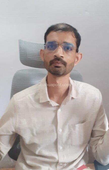 झाबुआ: आपूर्ति अधिकारी और सहायक सेल्समैन रिश्वत लेते रंगे हाथों गिरफ्तार 1 img 20250925 wa00162901172444829714360