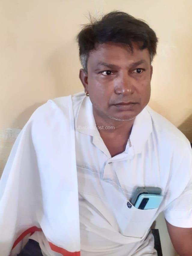 Dhar: डही में लेखपाल 10,000 रुपये की रिश्वत लेते गिरफ्तार, लोकायुक्त की बड़ी कार्रवाई 2 img 20251203 wa0025655050553258739570