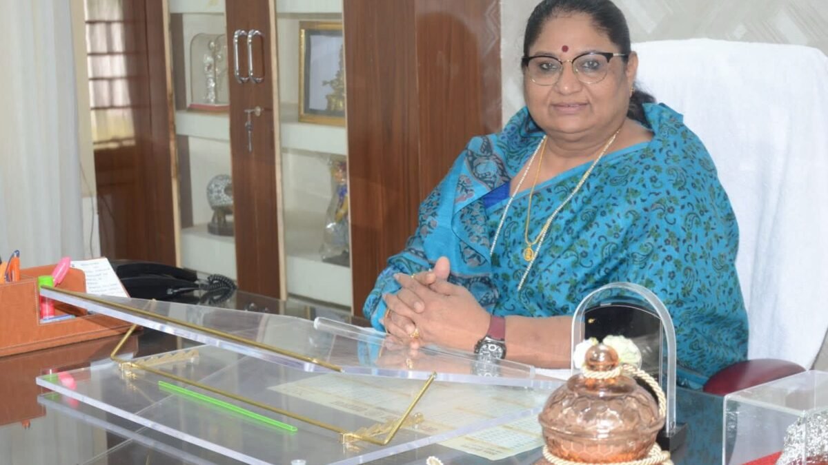 MP News: महिला सशक्तिकरण का 'मध्यप्रदेश मॉडल', मंत्री निर्मला भूरिया ने पेश किया 2 साल का रिपोर्ट कार्ड 1 img 20251226 wa00354238419419254014399