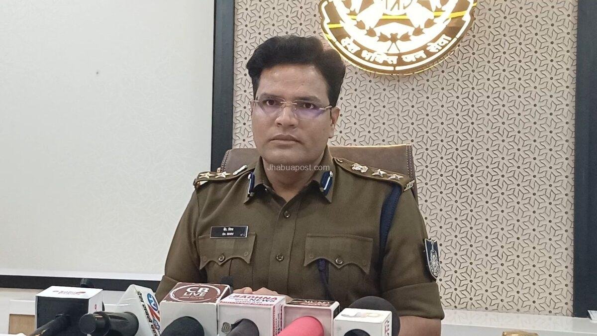 1 करोड़ 2 लाख रुपये की अवैध शराब पकड़ी: झाबुआ पुलिस ने हाईवे पर भरा ट्रक पकड़ा, एक आरोपी गिरफ्तार 4 screenshot 20251203 133046 gallery102682719873257163