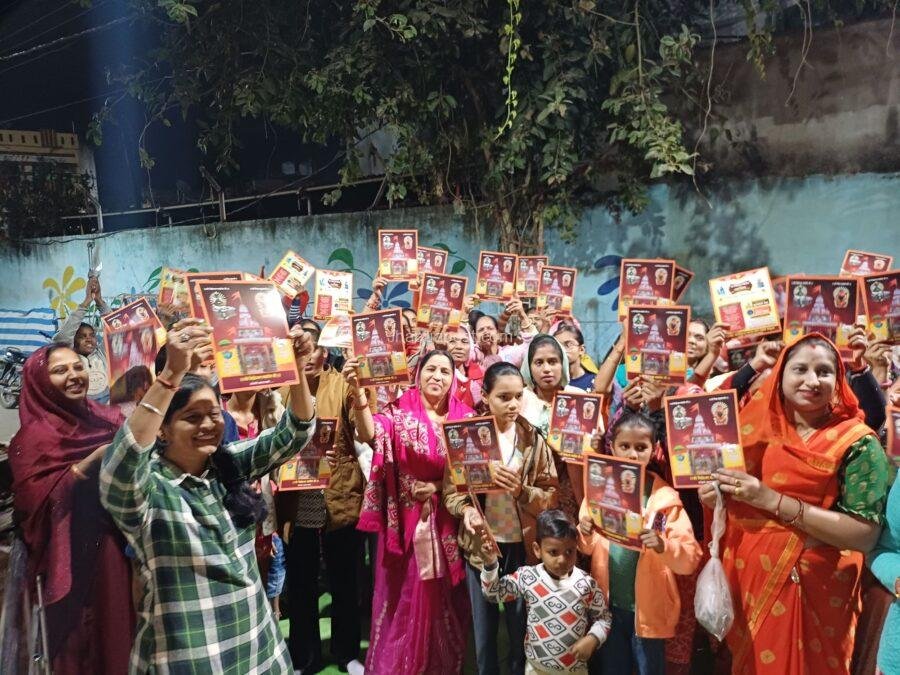 झाबुआ: सिद्धेश्वर महादेव मंदिर होगा शिव-पार्वती विवाह, 13 से 16 फरवरी तक मनेगा भव्य शिवरात्रि महोत्सव, देखें पूरा कार्यक्रम 1 झाबुआ: सिद्धेश्वर महादेव मंदिर होगा शिव-पार्वती विवाह, पोस्टर का हुआ विमोचन ।