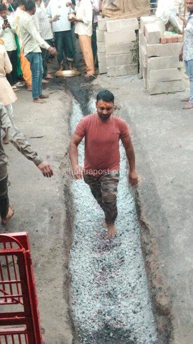 आस्था की अग्निपरीक्षा: हिंगलाज माता की मन्नत पूरी करने धधकते अंगारों पर चले सैकड़ों भक्त 2 img 20260305 wa00074613758263876564870