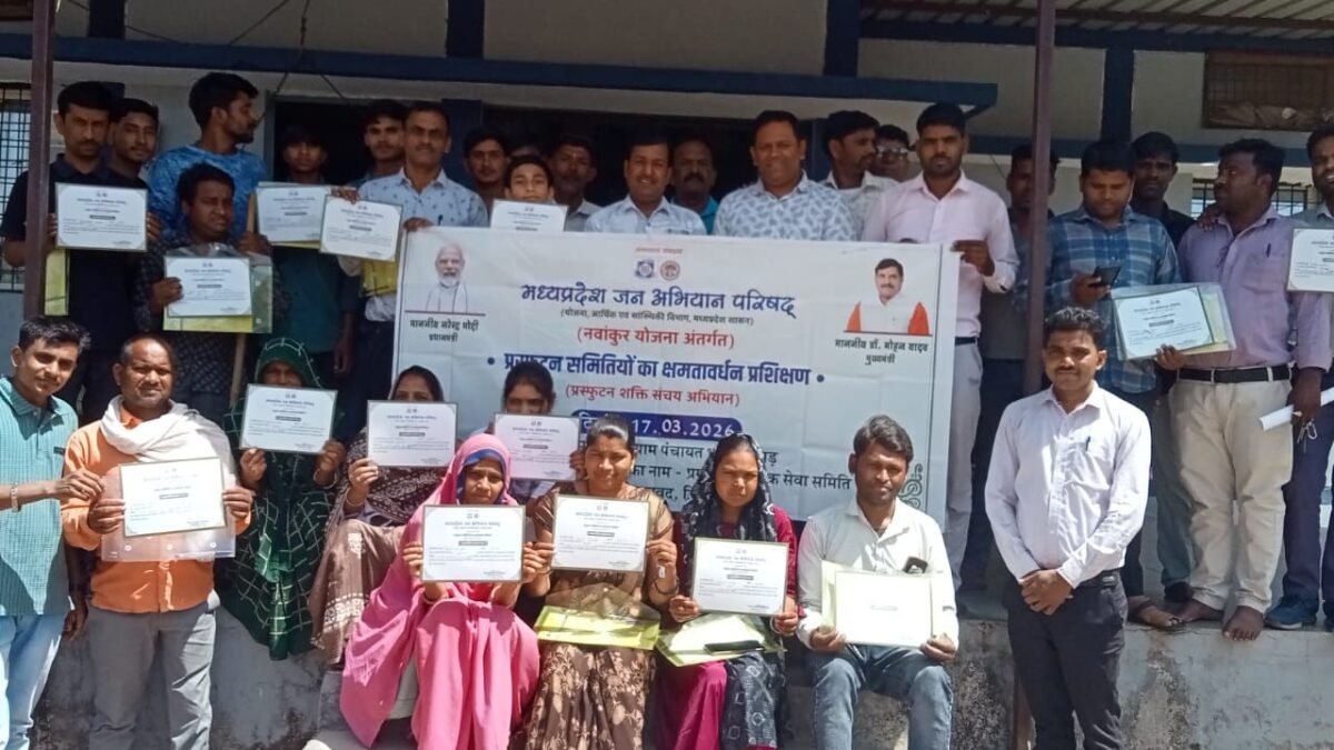 करवड़: प्रस्फुटन समितियों का क्षमतावर्धन प्रशिक्षण संपन्न, ग्रामीणों को 'नवांकुर' योजना से जोड़ने पर जोर 2 img 20260317 wa00316756936849743330389