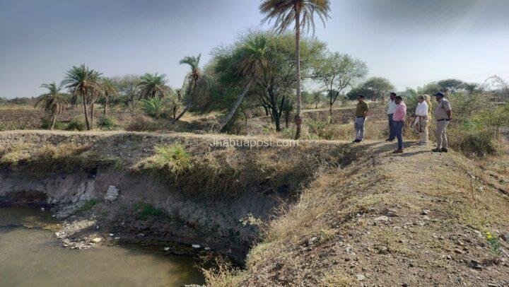 झाबुआ में 'जल गंगा संवर्धन अभियान' की ग्राउंड जीरो पर समीक्षा: जिपं CEO ने मेघनगर में परखे काम, दिया 8 दिन का अल्टीमेटम 2 img 20260501 wa00202342859990479080697