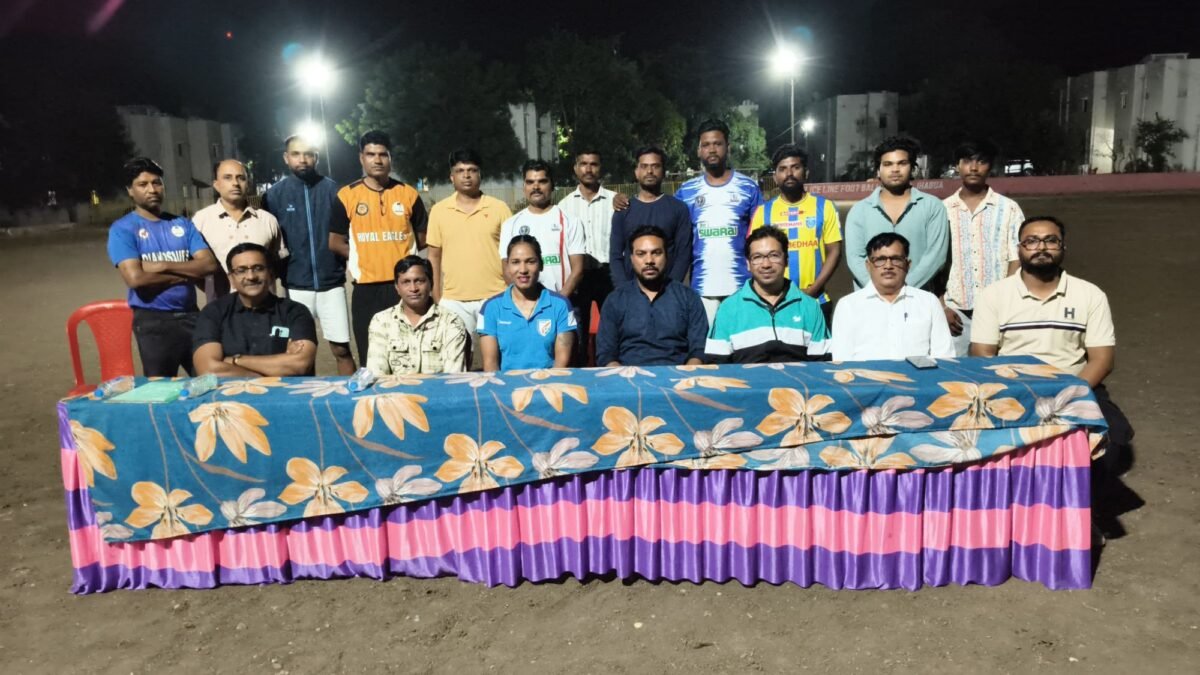 झाबुआ में रचेगा खेल इतिहास: पहली बार आयोजित होगा राष्ट्रीय स्तर का महिला फुटबॉल टूर्नामेंट, देशभर की 8 टीमें दिखाएंगी दमखम 1 झाबुआ में रचेगा खेल इतिहास: पहली बार आयोजित होगा राष्ट्रीय स्तर का महिला फुटबॉल टूर्नामेंट, देशभर की 8 टीमें दिखाएंगी दमखम