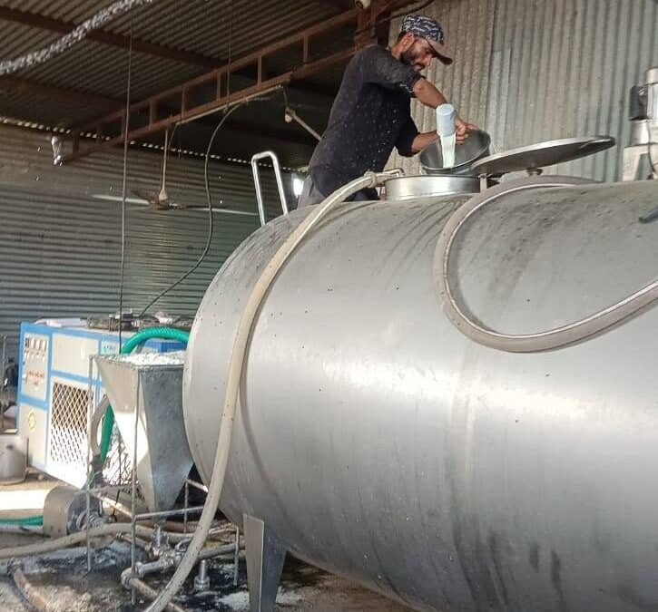 रतलाम जावरा में नकली दूध का भांडाफोड़