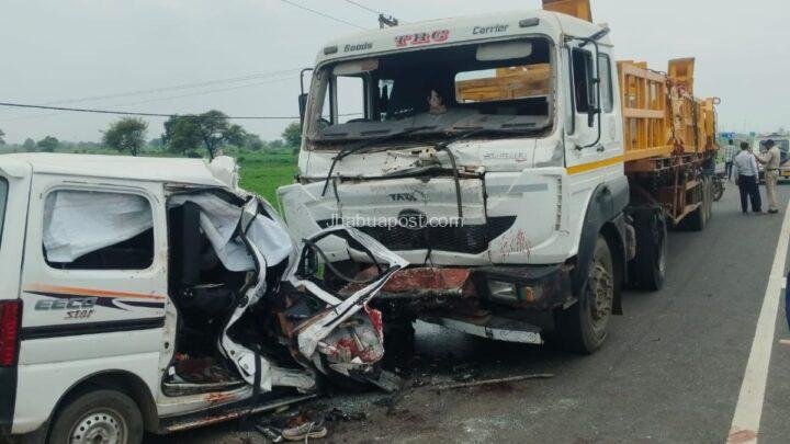 Badnawar Road Accident: महाकाल के दर्शन कर लौट रहे 6 युवकों की दर्दनाक मौत,
