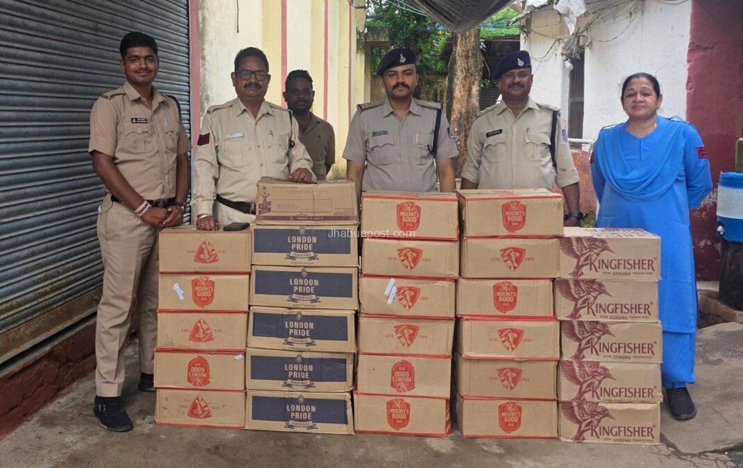 Jhabua Excise Raid: झाबुआ में आबकारी विभाग का बड़ा छापा! रजला के ढाबे से पकड़ी सवा लाख की विदेशी शराब, आरोपी फरार 10 Jhabua Excise Raid: झाबुआ में आबकारी विभाग का बड़ा छापा! रजला के ढाबे से पकड़ी सवा लाख की विदेशी शराब, आरोपी फरार
